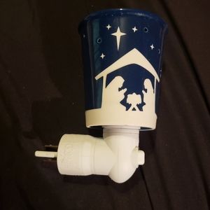 🎄Scentsy Mini Plug In USED (Bulb NOT included)